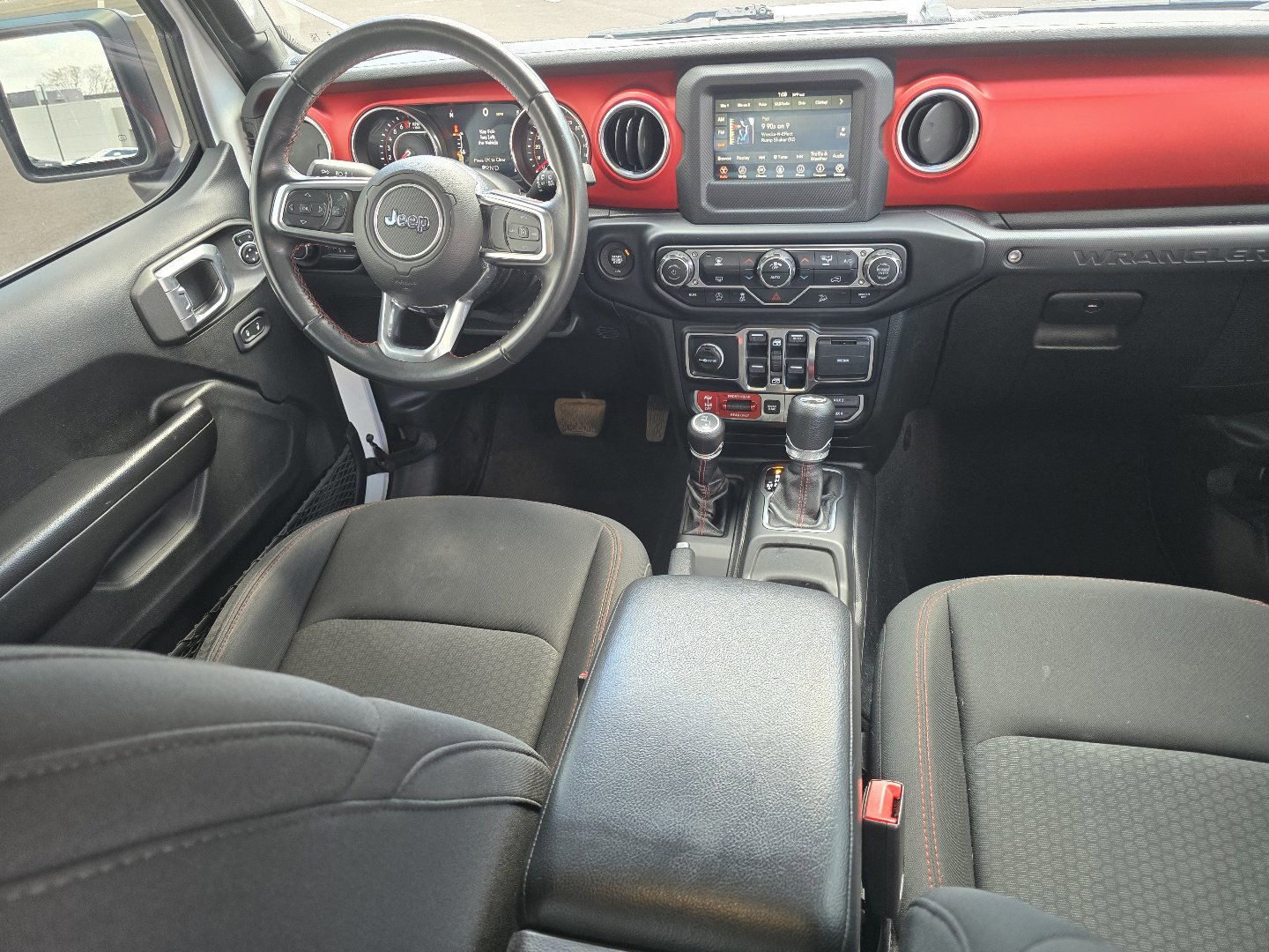 Used 2019 Jeep Wrangler Unlimited Rubicon w/ Steel Bumper Group AWD/4WD image 30