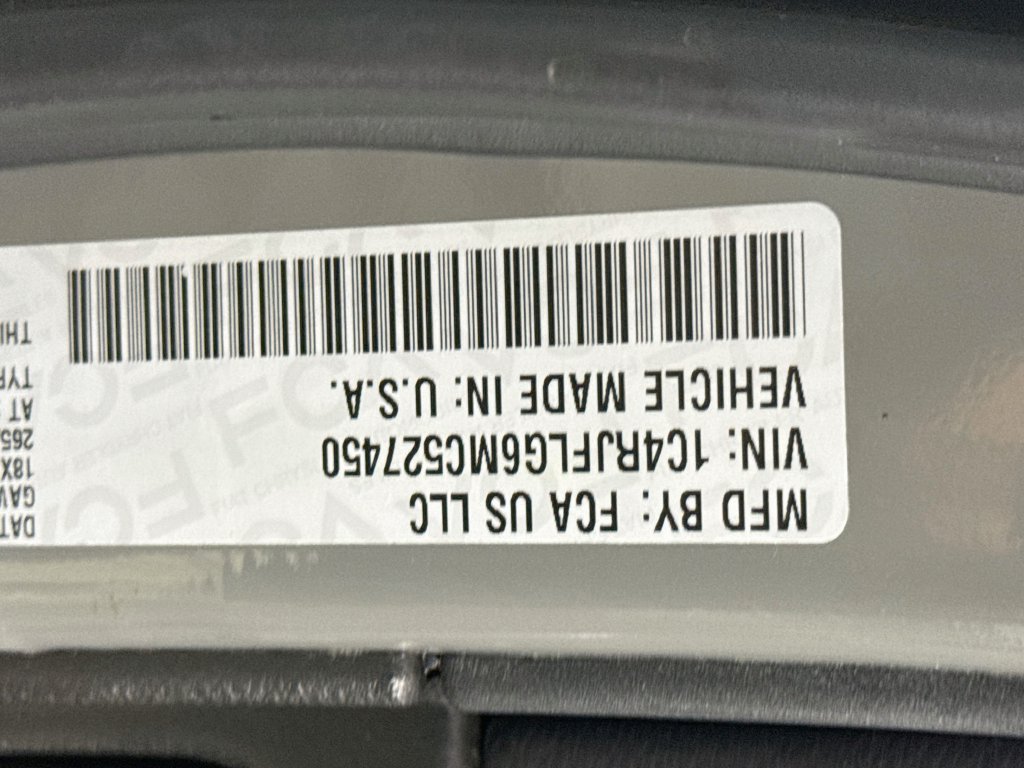Used 2021 Jeep Grand Cherokee Trailhawk AWD/4WD image 38