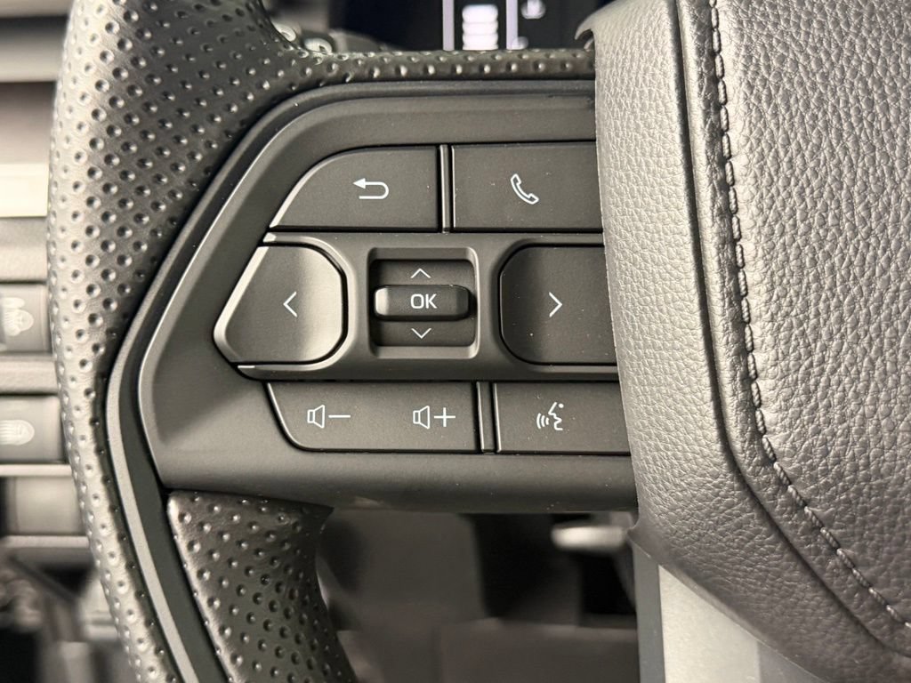 Used 2026 Toyota Tacoma SR5 AWD/4WD image 25