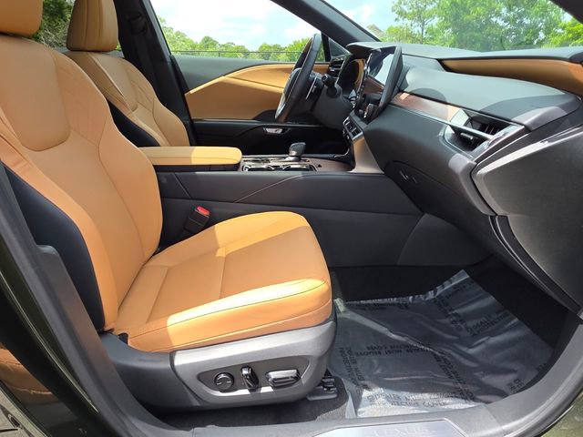 Used 2024 Lexus RX 350h w/ Accessory Package (Z1) image 10