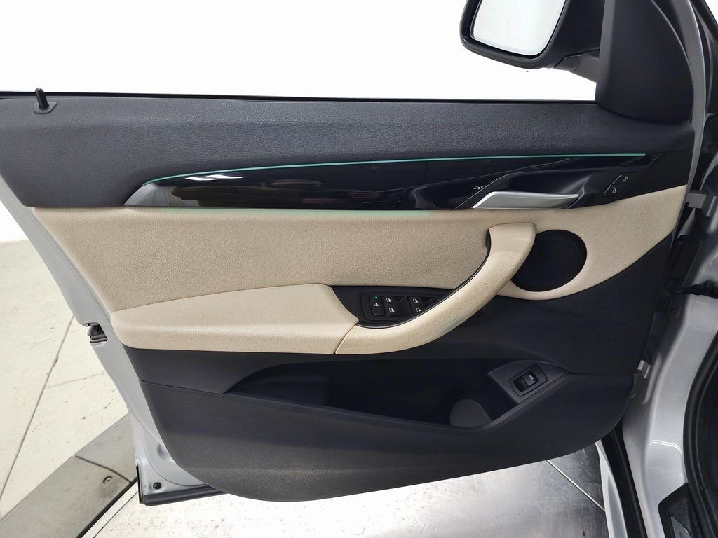 Used 2021 BMW X1 xDrive28i w/ Convenience Package image 13