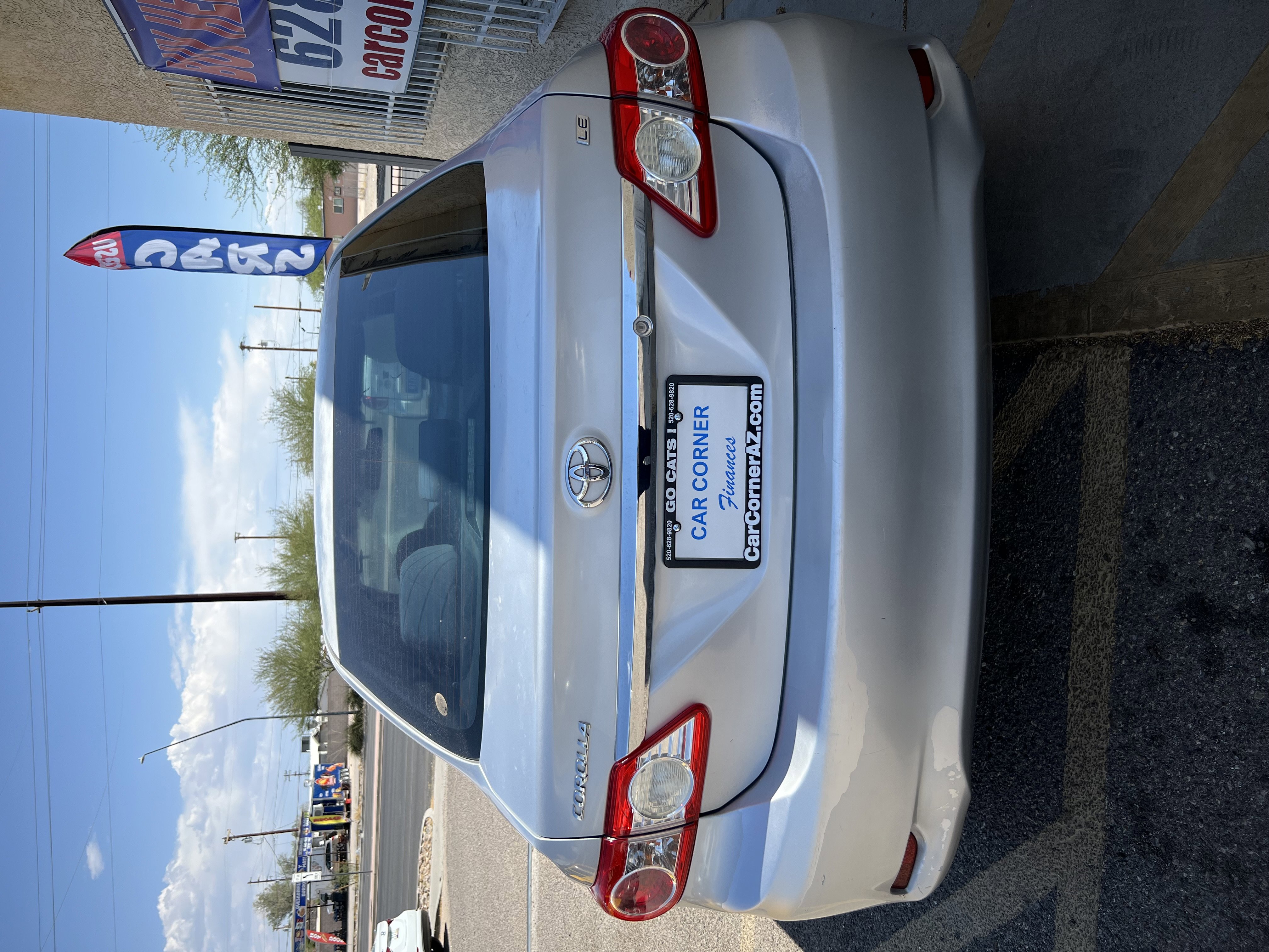 Used 2011 Toyota Corolla LE image 3