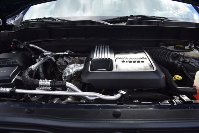Certified 2021 Chevrolet Silverado 1500 RST AWD/4WD image 35