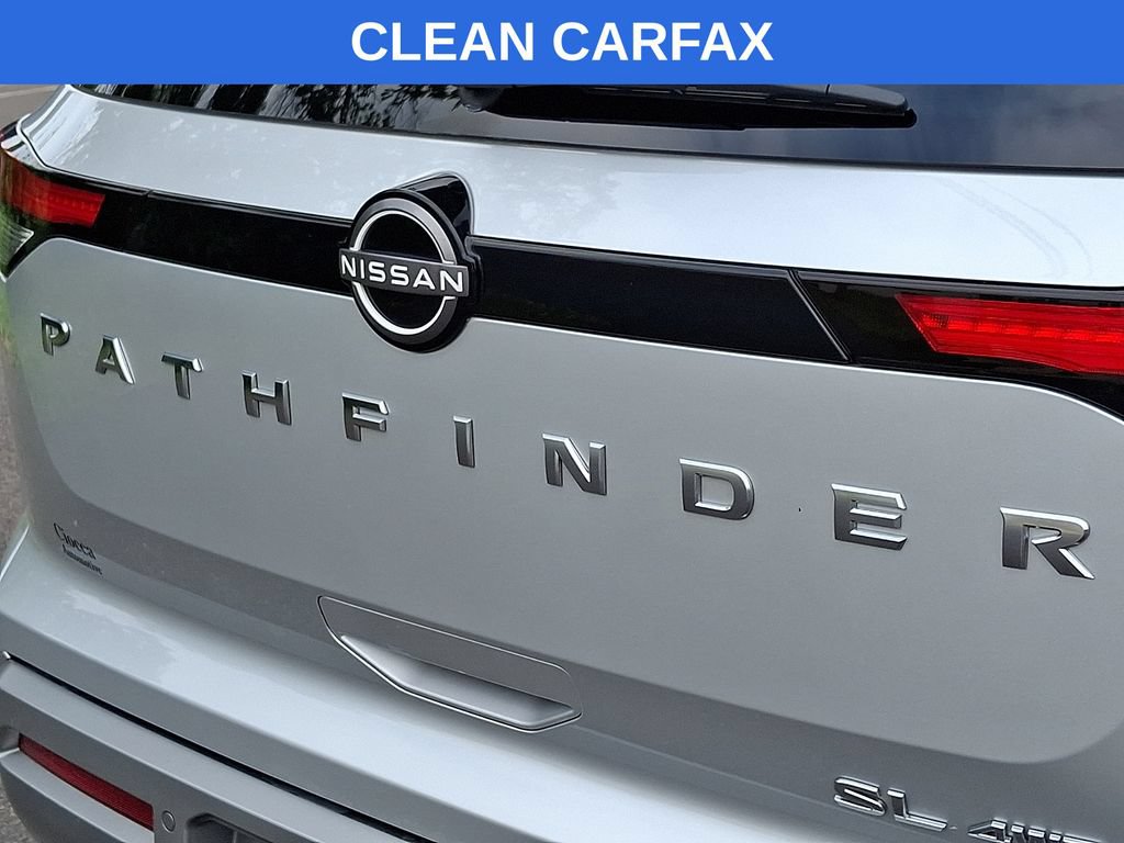 Used 2023 Nissan Pathfinder SL AWD/4WD image 31