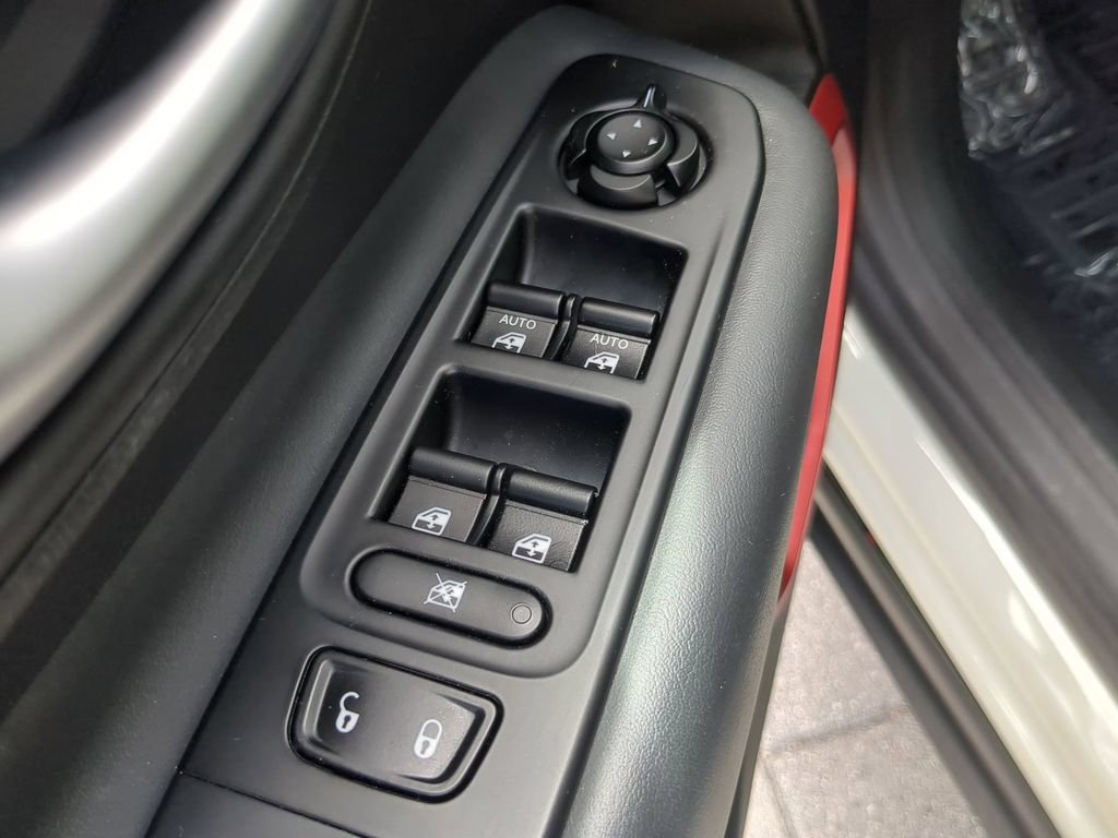 Used 2021 Jeep Renegade Trailhawk w/ Sun & Sound Group AWD/4WD image 18