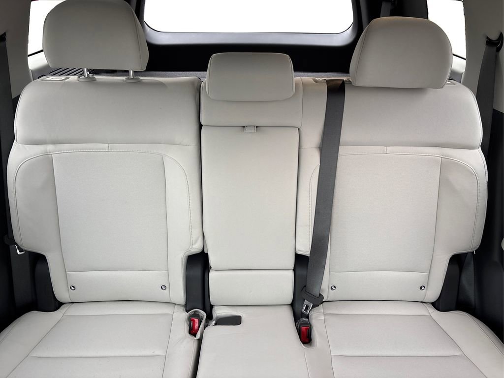 New 2026 Hyundai Santa Fe SE image 11