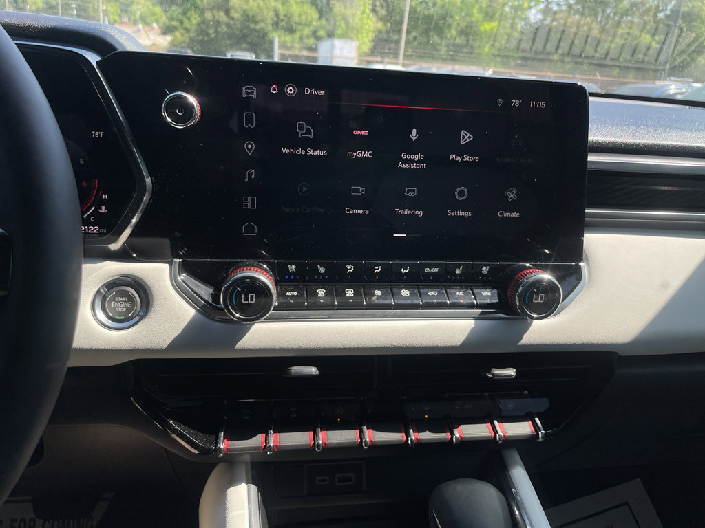 Used 2026 GMC Canyon AT4X AWD/4WD image 22
