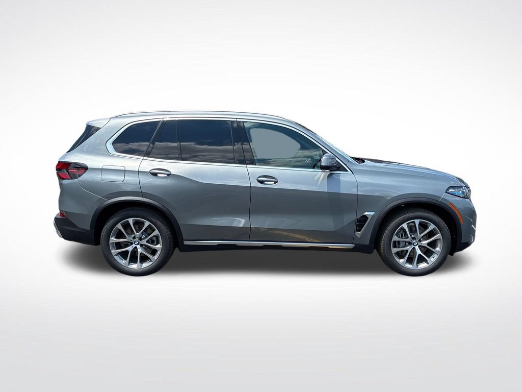 New 2026 BMW X5 xDrive40i AWD/4WD image 2