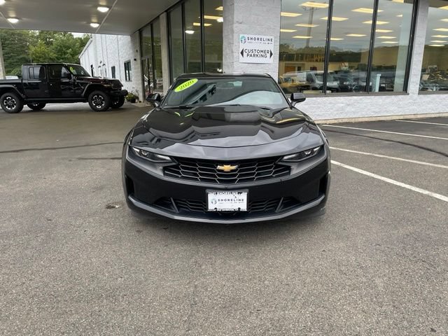 Used 2020 Chevrolet Camaro LT RWD image 2