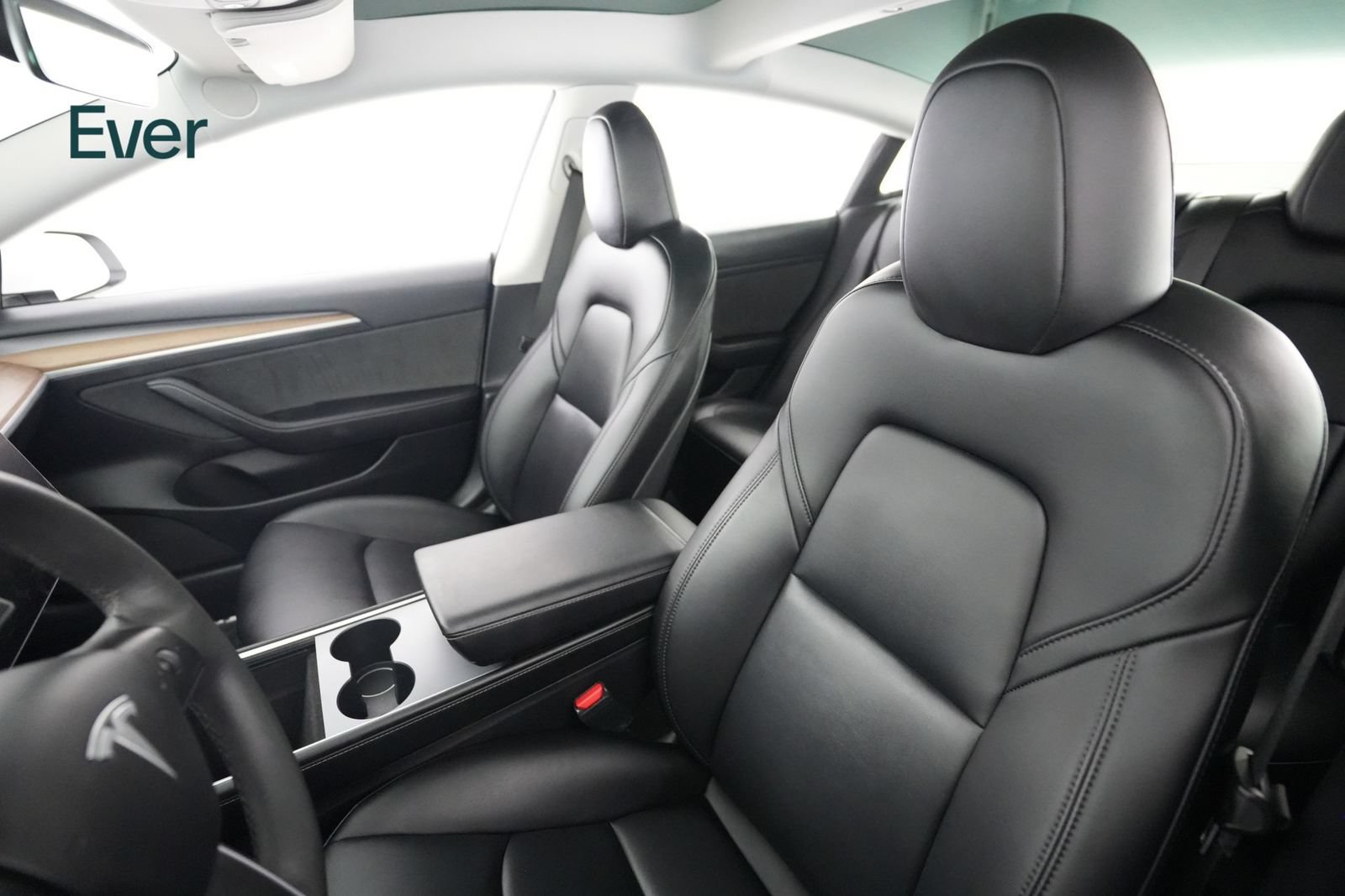 Used 2023 Tesla Model 3 Standard Range RWD image 4