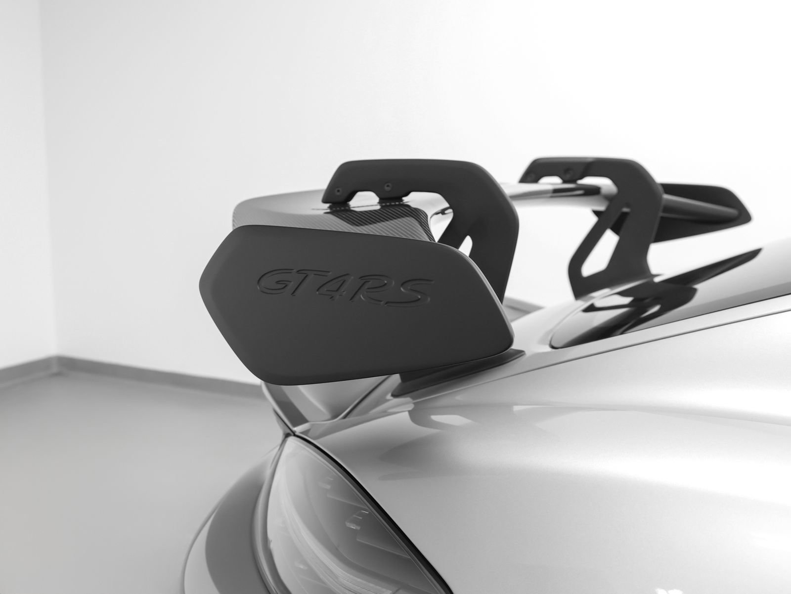 Certified 2025 Porsche 718 Cayman GT4 RS image 17