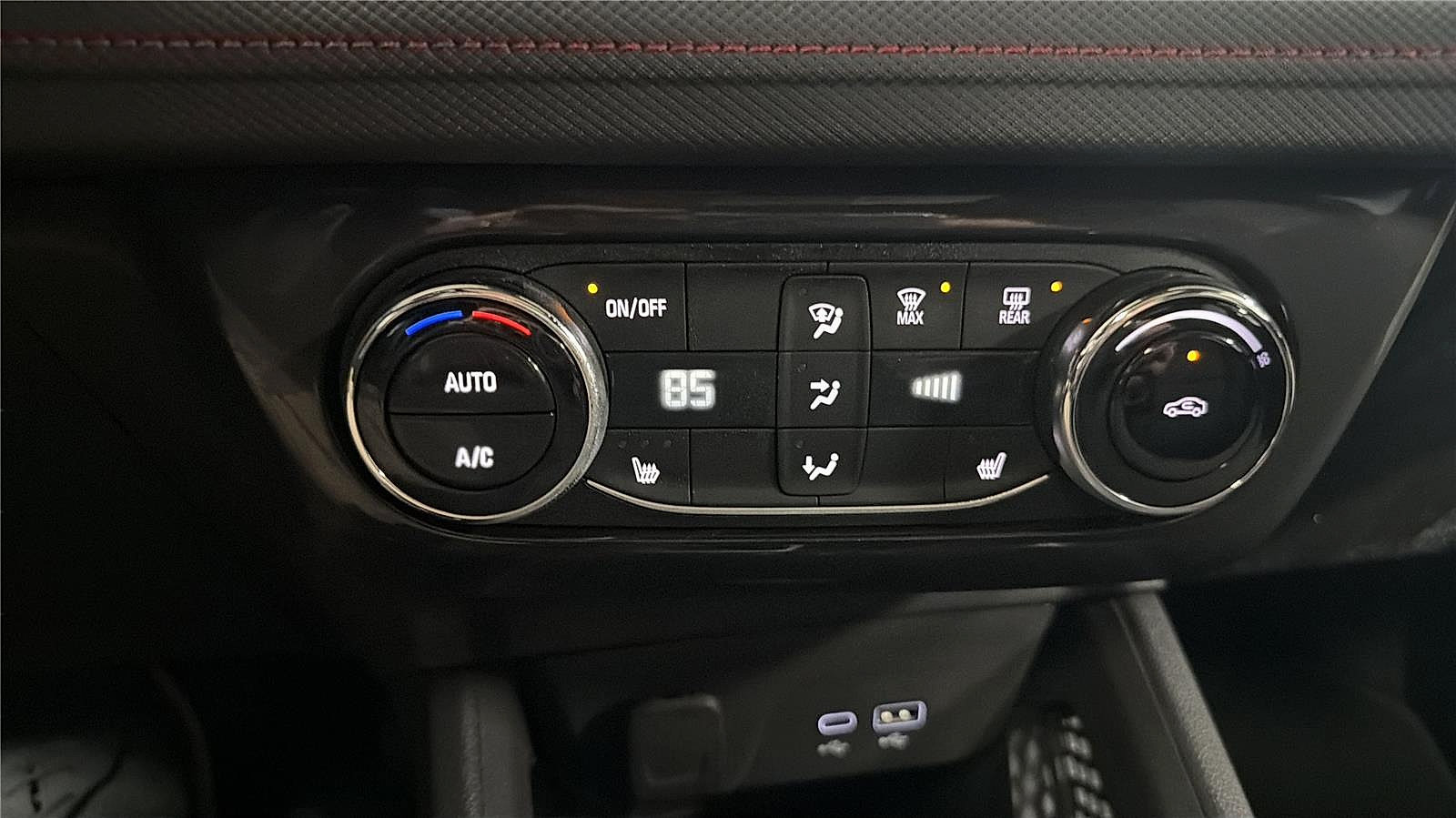 New 2026 Chevrolet TrailBlazer RS w/ Convenience Package AWD/4WD image 20