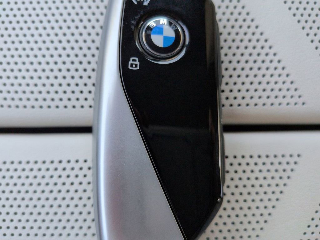 New 2026 BMW 740i RWD image 30