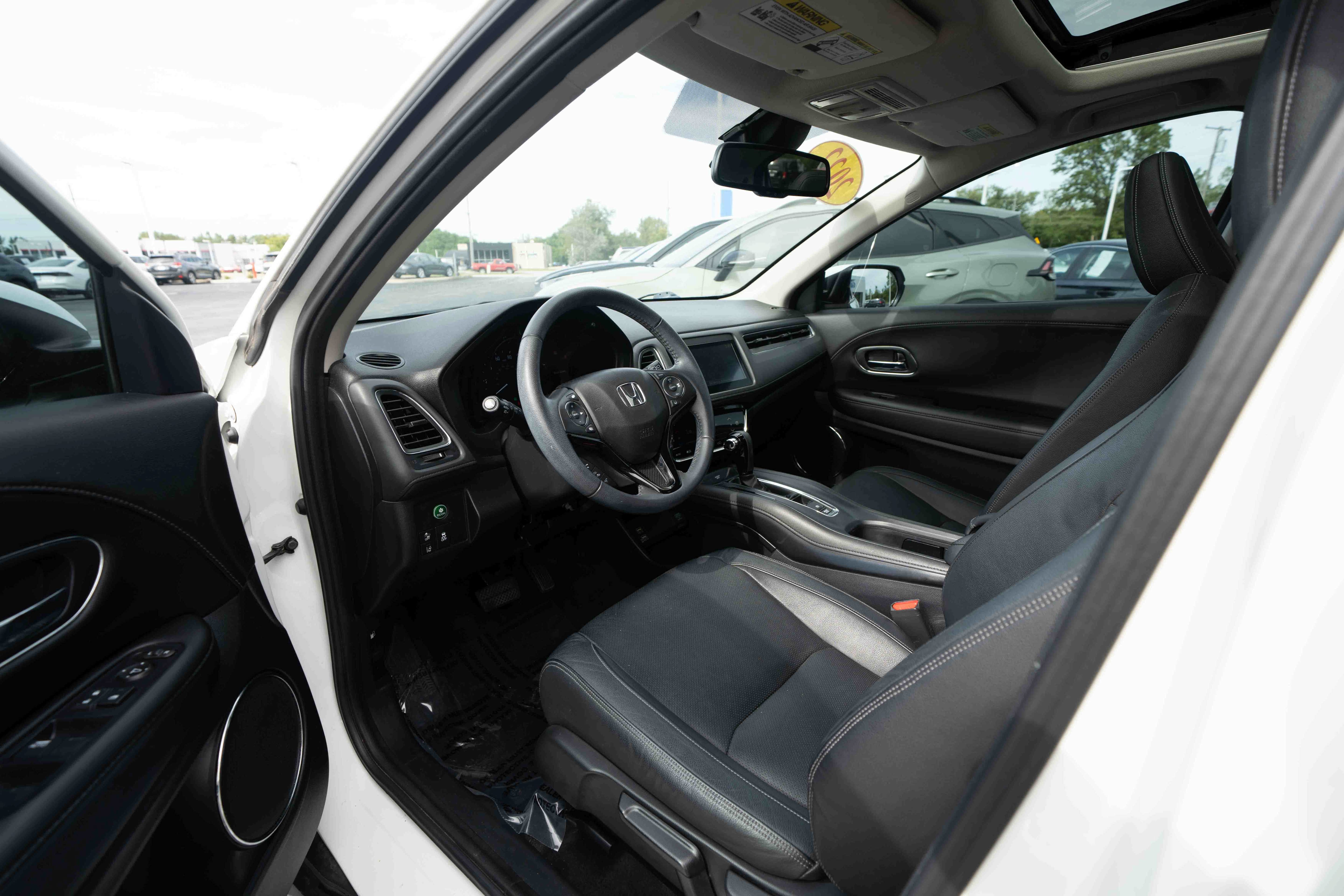 Certified 2022 Honda HR-V EX-L image 8