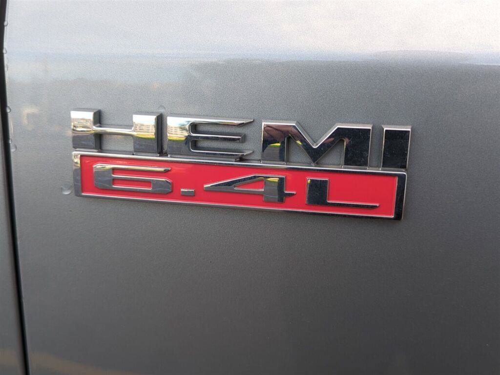 Used 2022 RAM 2500 Big Horn AWD/4WD image 3