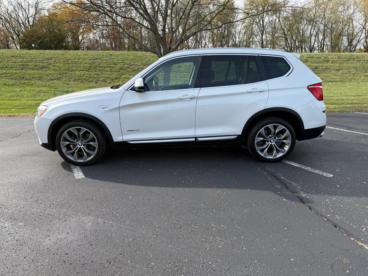Used 2017 BMW X3 xDrive28i image 17
