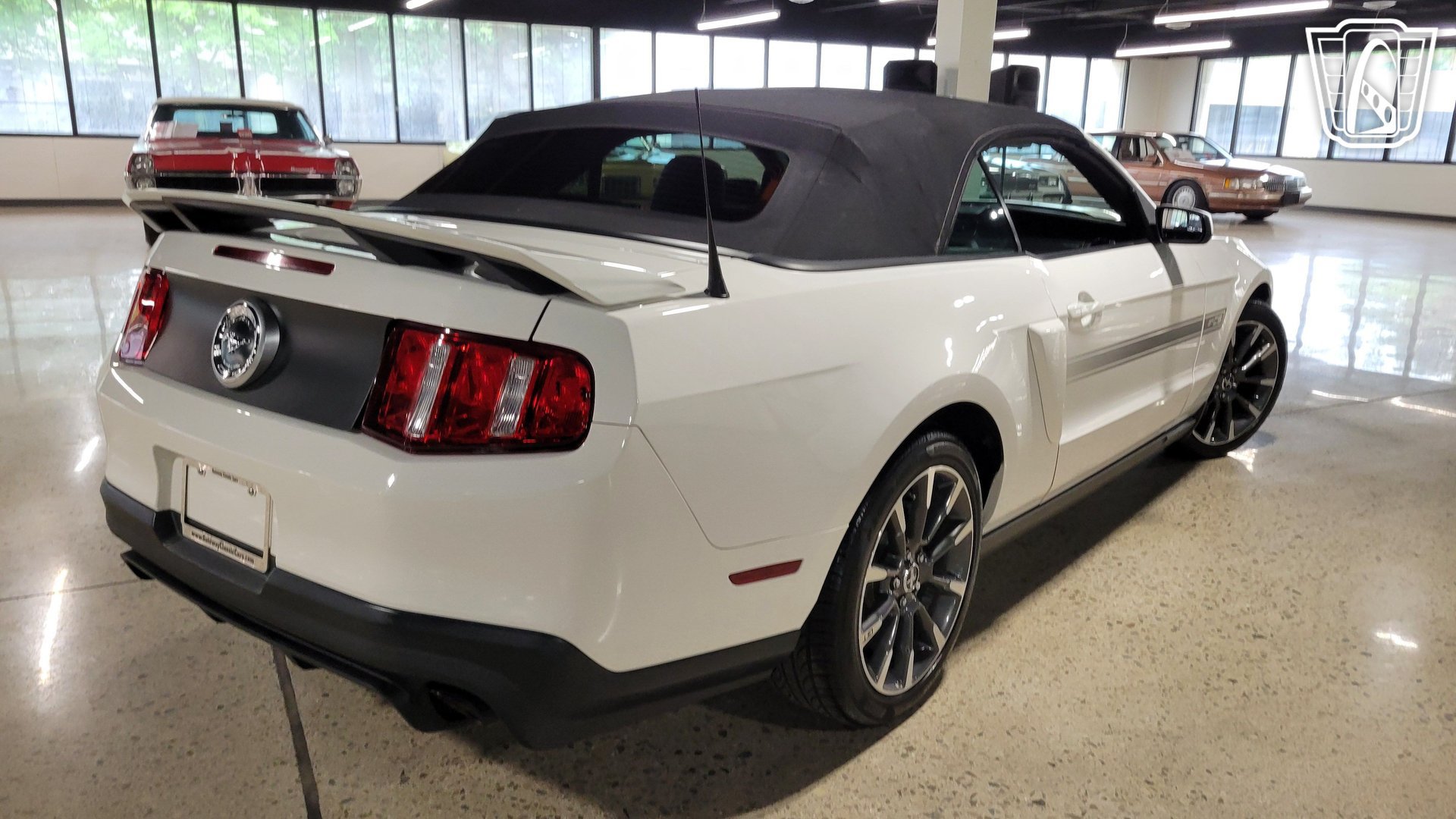 Used 2011 Ford Mustang GT Premium w/ Electronics Pkg RWD image 36