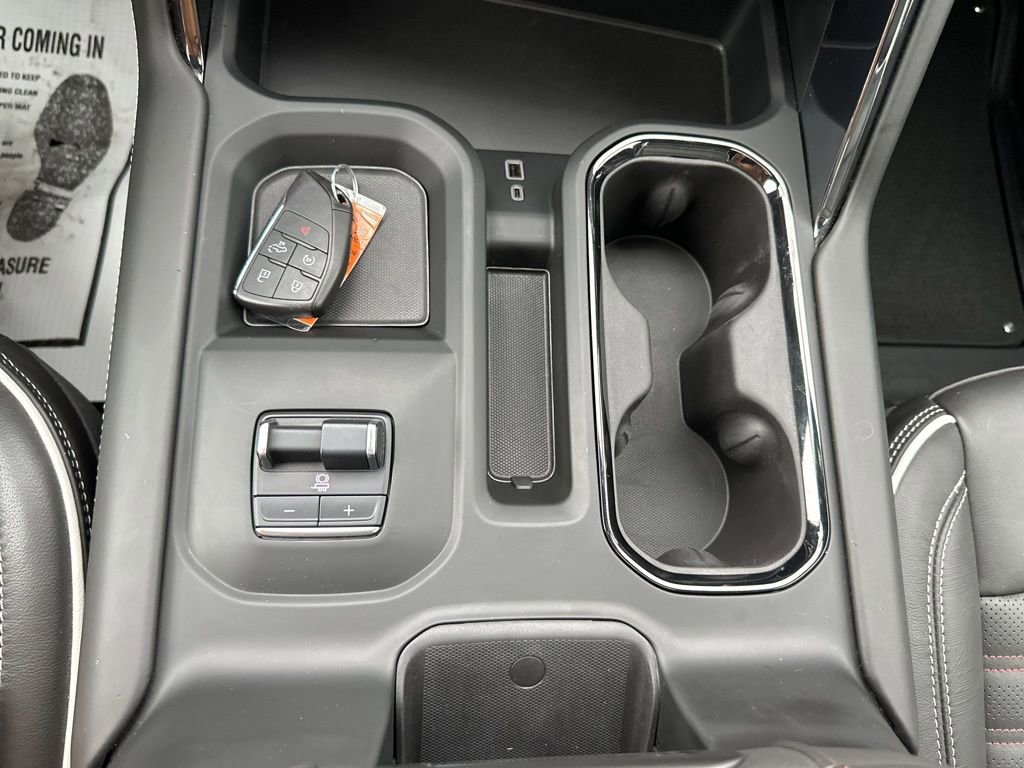 Certified 2025 GMC Sierra 2500 AT4X image 23