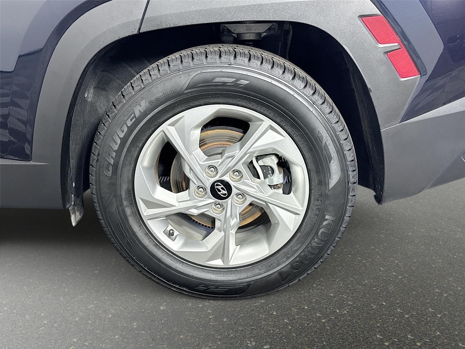 Certified 2024 Hyundai Tucson SEL FWD image 30