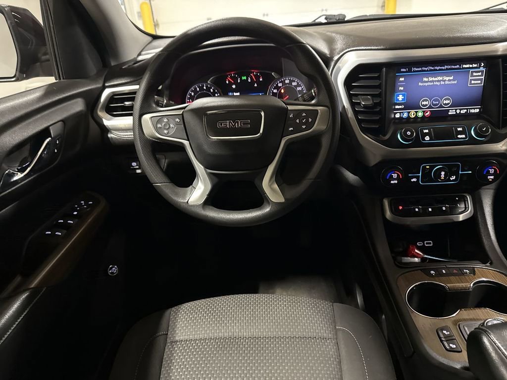 Used 2021 GMC Acadia SLE w/ Driver Convenience Package image 11