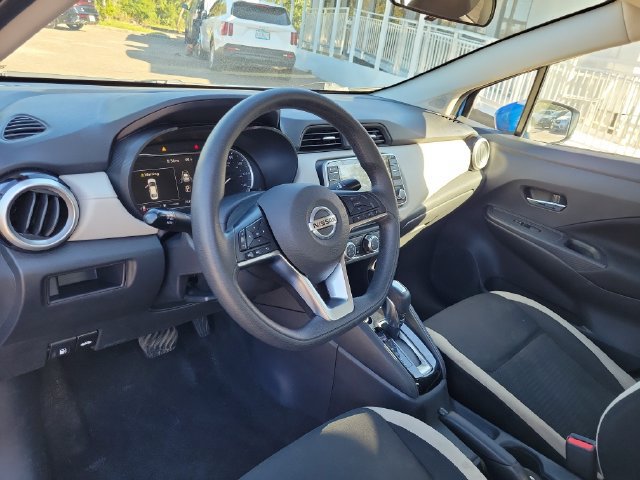 Used 2021 Nissan Versa SV FWD image 18