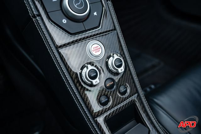 Used 2015 McLaren 650S Spider image 70