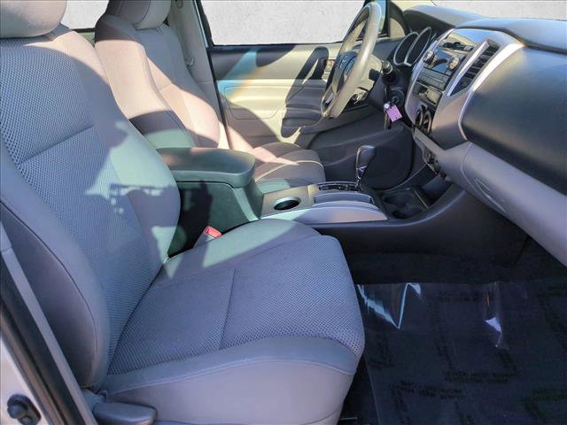 Used 2012 Toyota Tacoma PreRunner w/ TRD Sport Pkg image 19