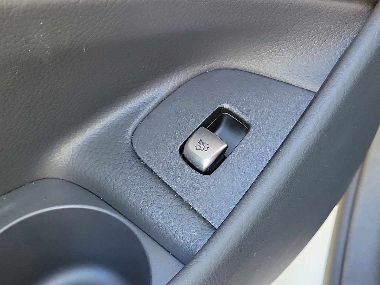 Certified 2023 Mercedes-Benz E 350 4MATIC Sedan image 27