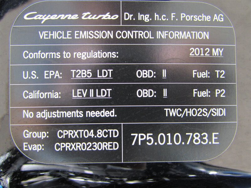 Used 2012 Porsche Cayenne Turbo AWD/4WD image 37