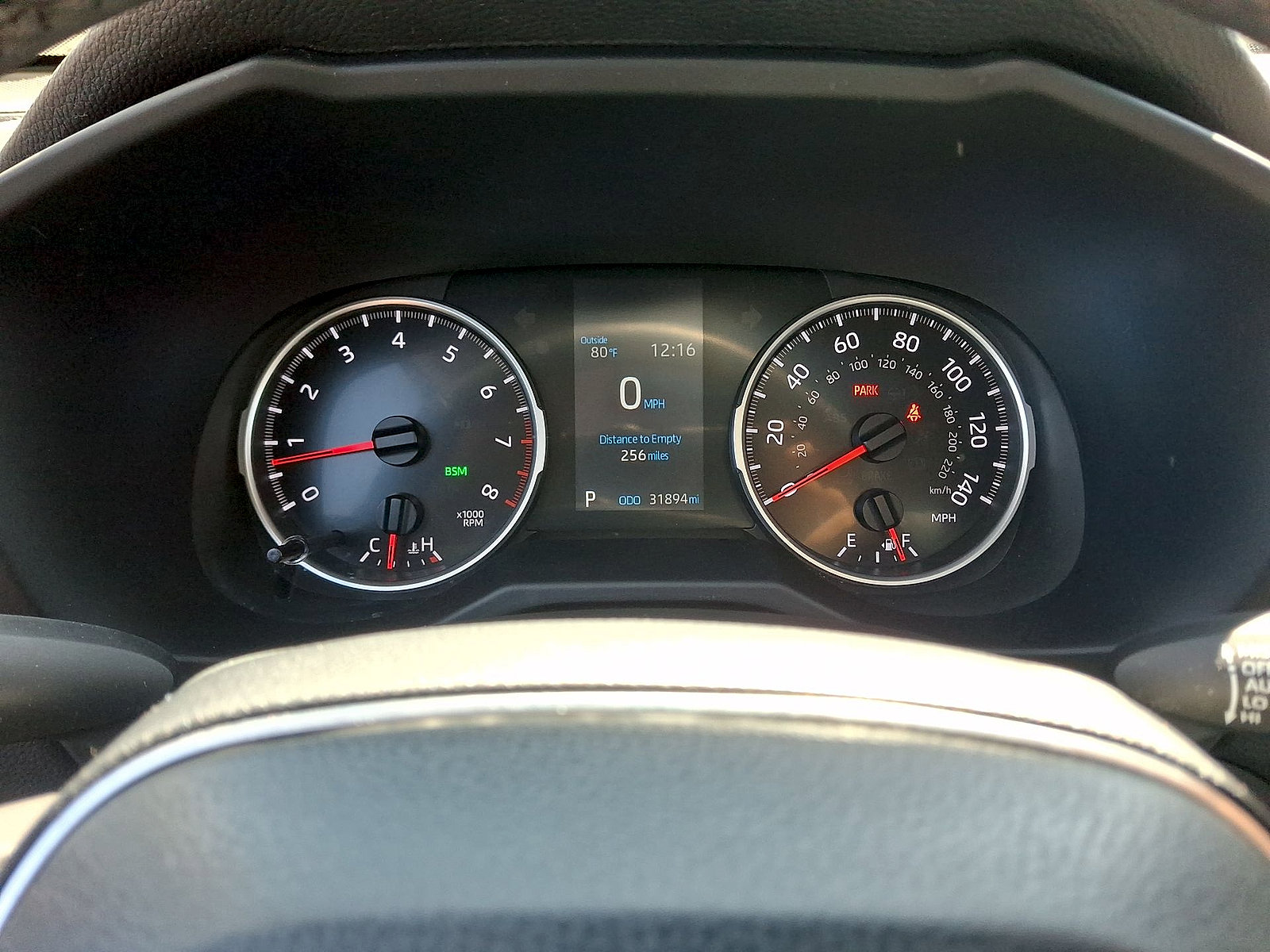 Used 2022 Toyota RAV4 XLE w/ Convenience Package FWD image 13