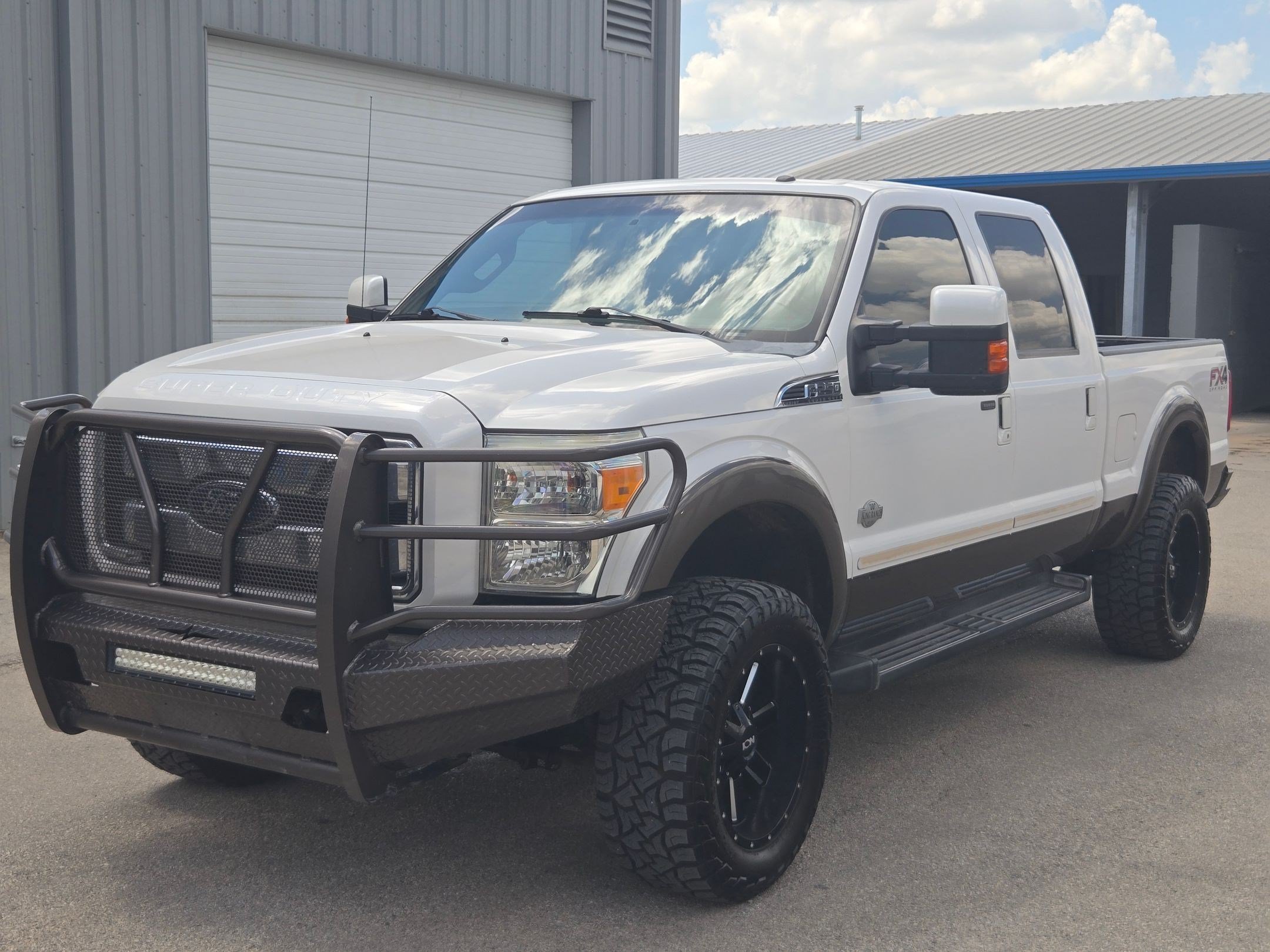 Used 2015 Ford F250 King Ranch w/ FX4 Off-Road Package AWD/4WD image 7