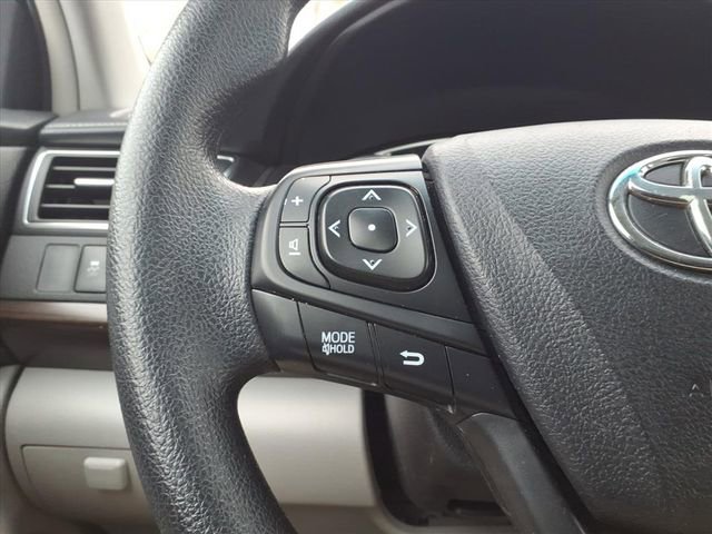 Used 2016 Toyota Camry LE FWD image 15