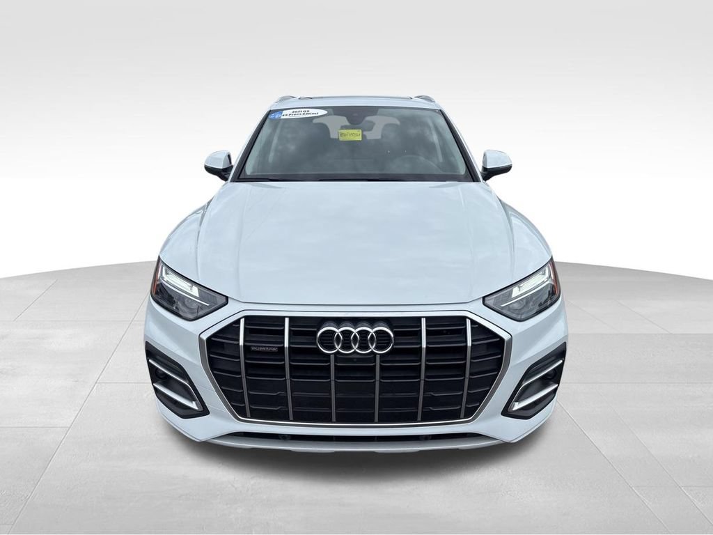 Used 2021 Audi Q5 2.0T Premium Plus w/ Premium Plus Package AWD/4WD image 3