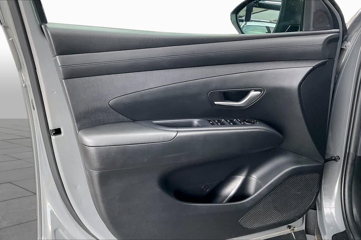 Certified 2025 Hyundai Tucson SEL AWD/4WD image 22