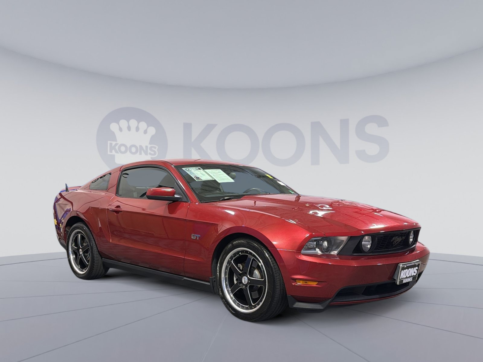 Used 2010 Ford Mustang GT RWD image 10