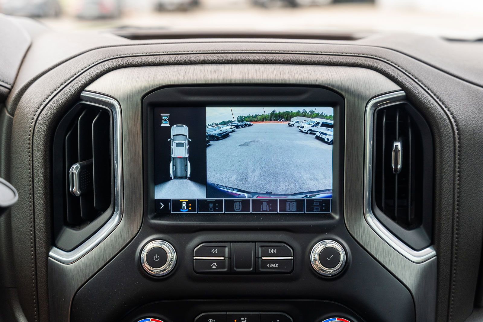 Used 2021 GMC Sierra 3500 Denali w/ Denali Ultimate Package image 39