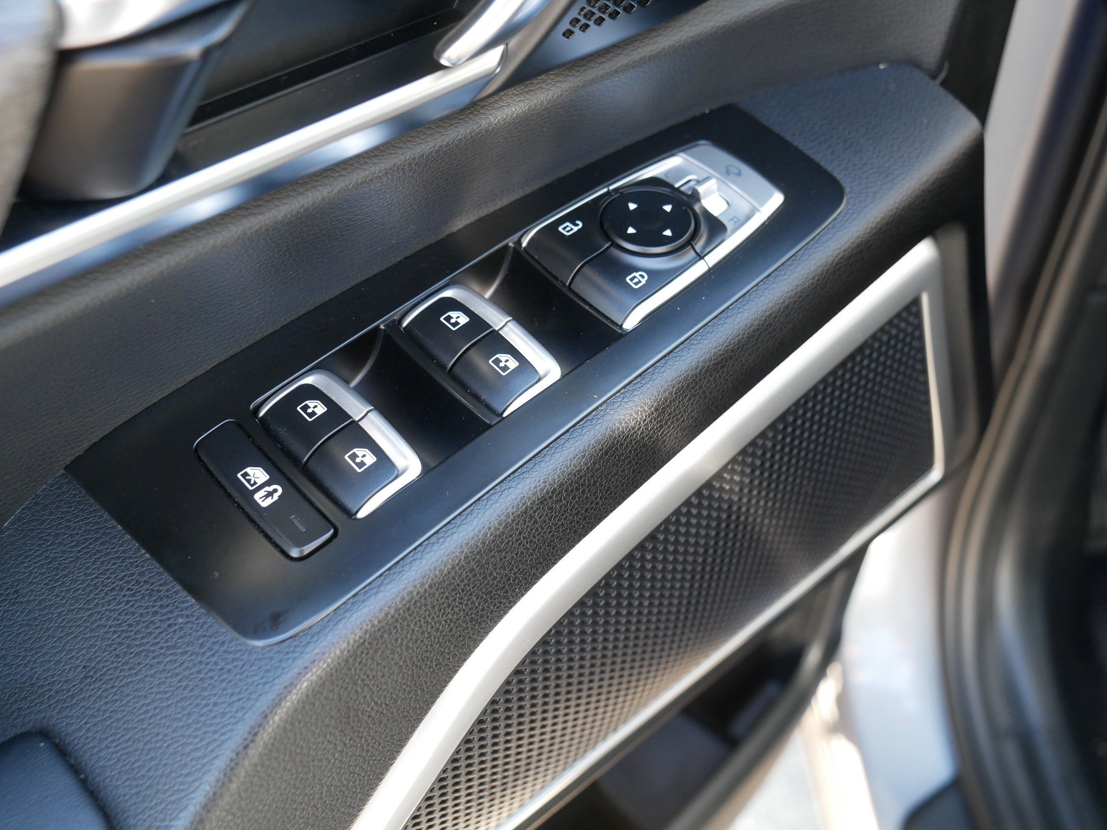 Certified 2020 Kia Telluride EX image 19