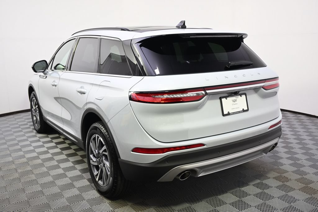 Used 2026 Lincoln Corsair Premiere AWD/4WD image 4