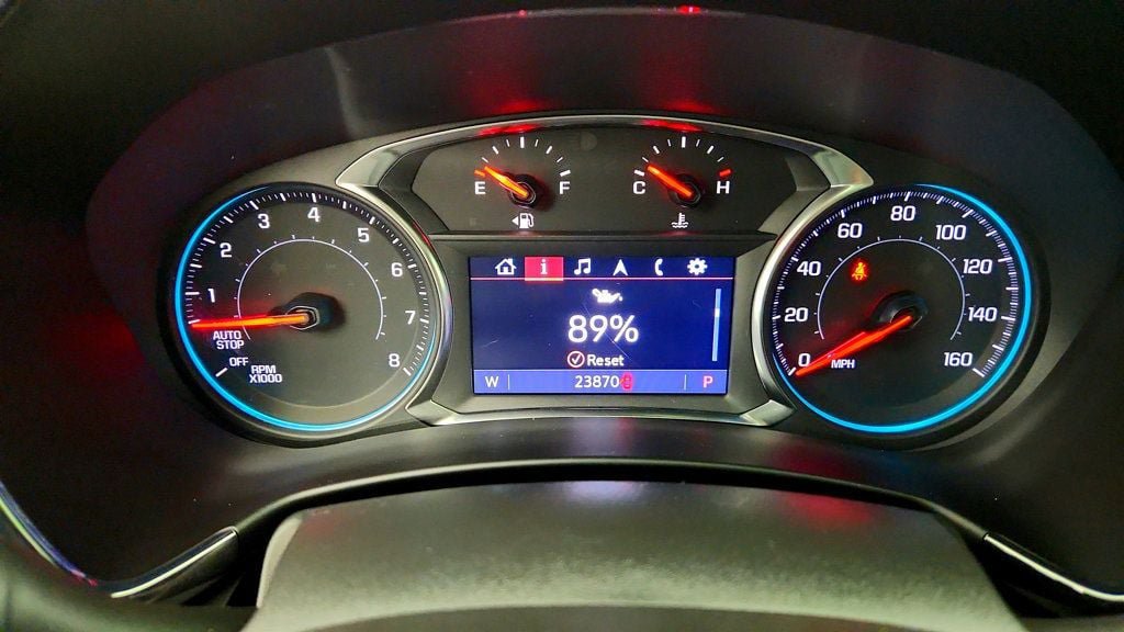 Used 2023 Chevrolet Equinox Premier FWD image 13