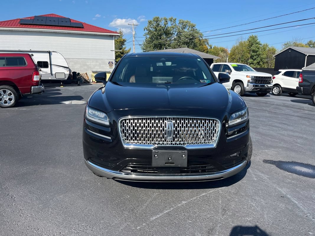Used 2022 Lincoln Nautilus Reserve AWD/4WD image 2