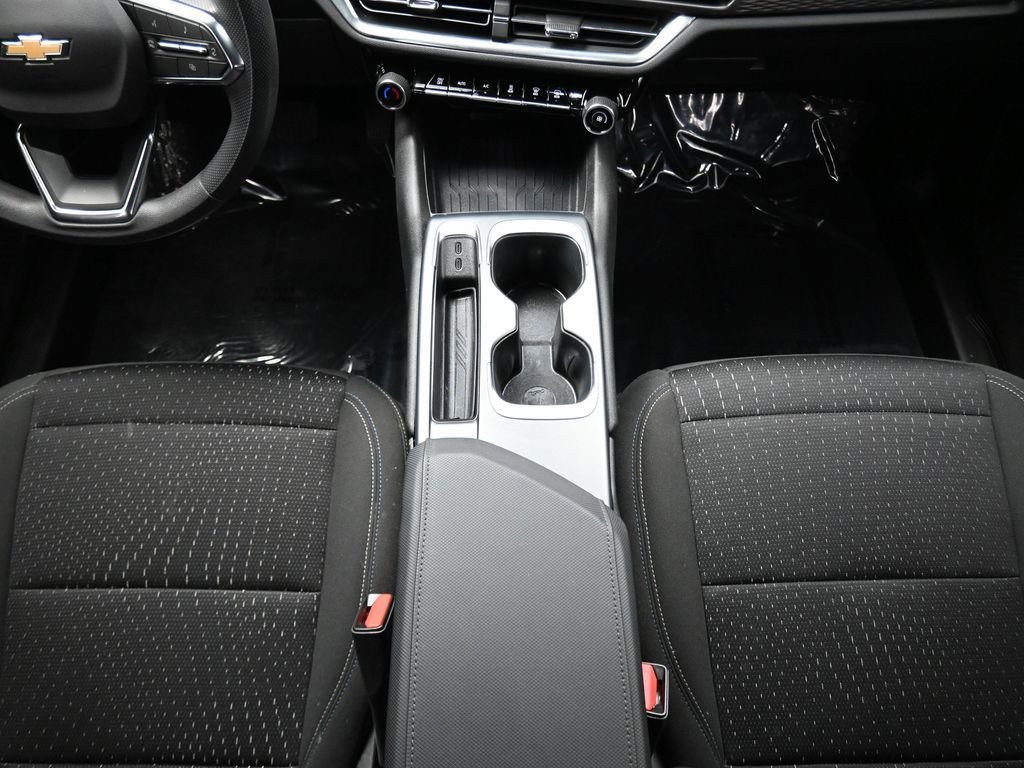 Used 2025 Chevrolet Equinox EV LT image 27