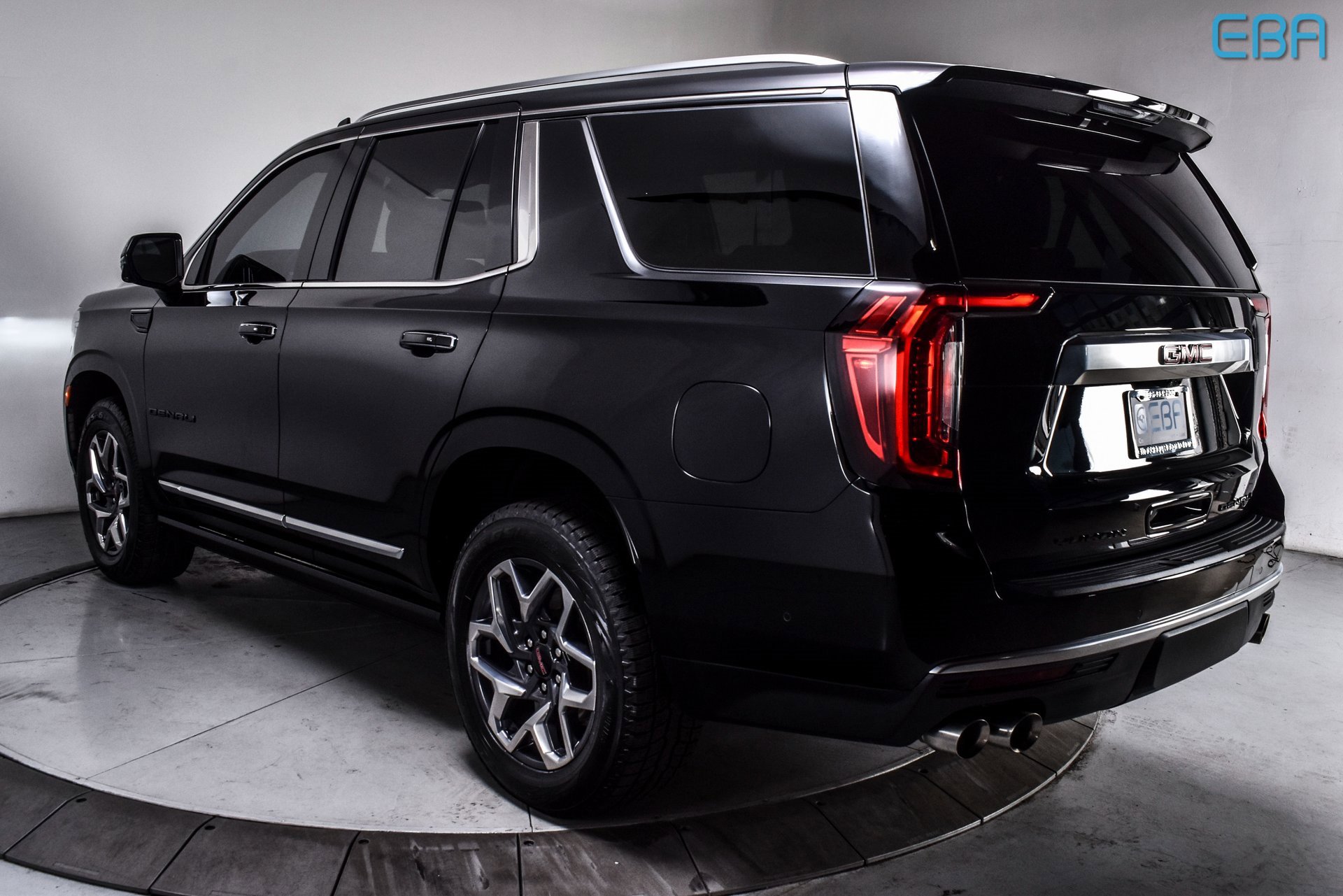 Used 2023 GMC Yukon Denali image 6