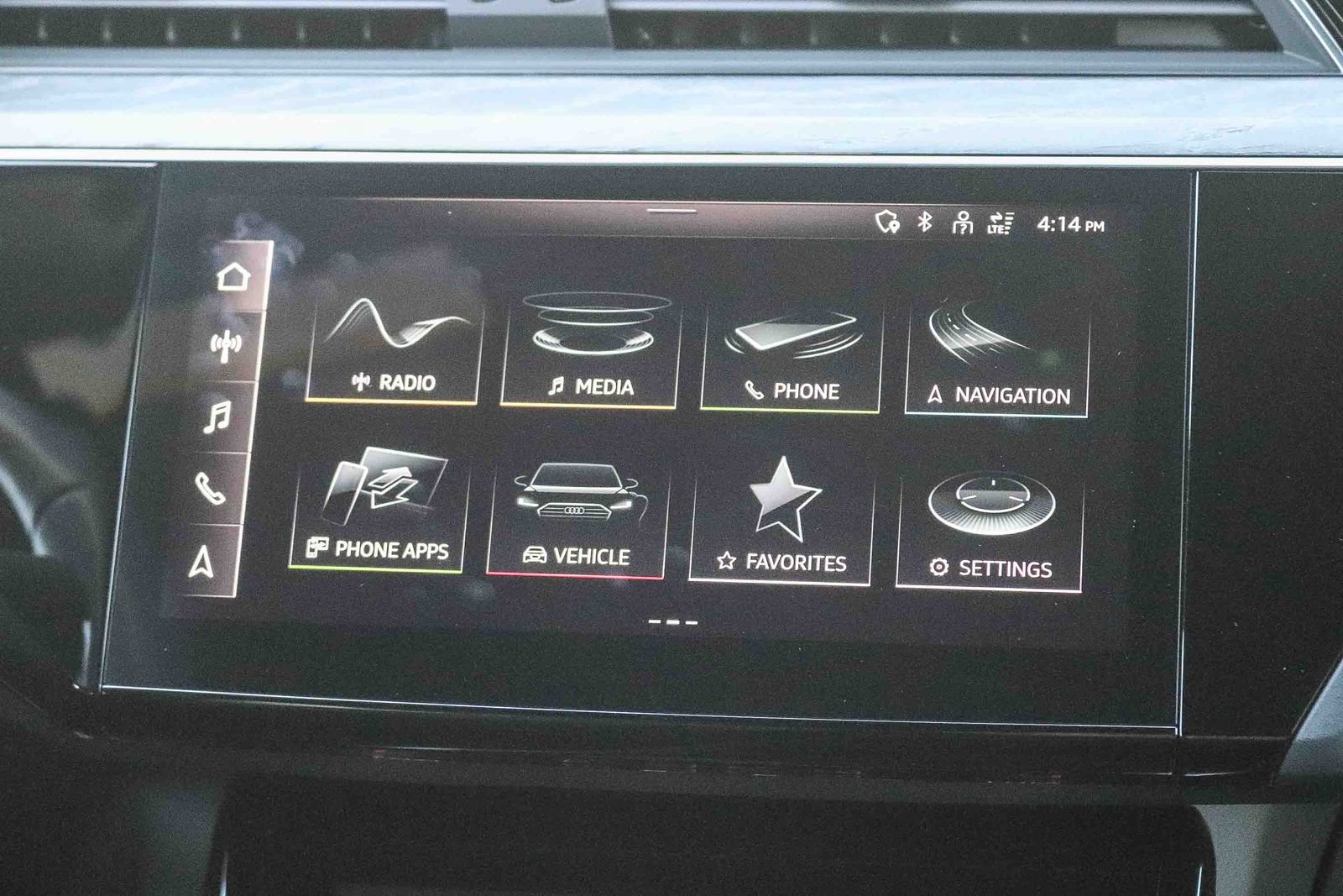 Certified 2024 Audi Q8 e-tron Premium AWD/4WD image 16