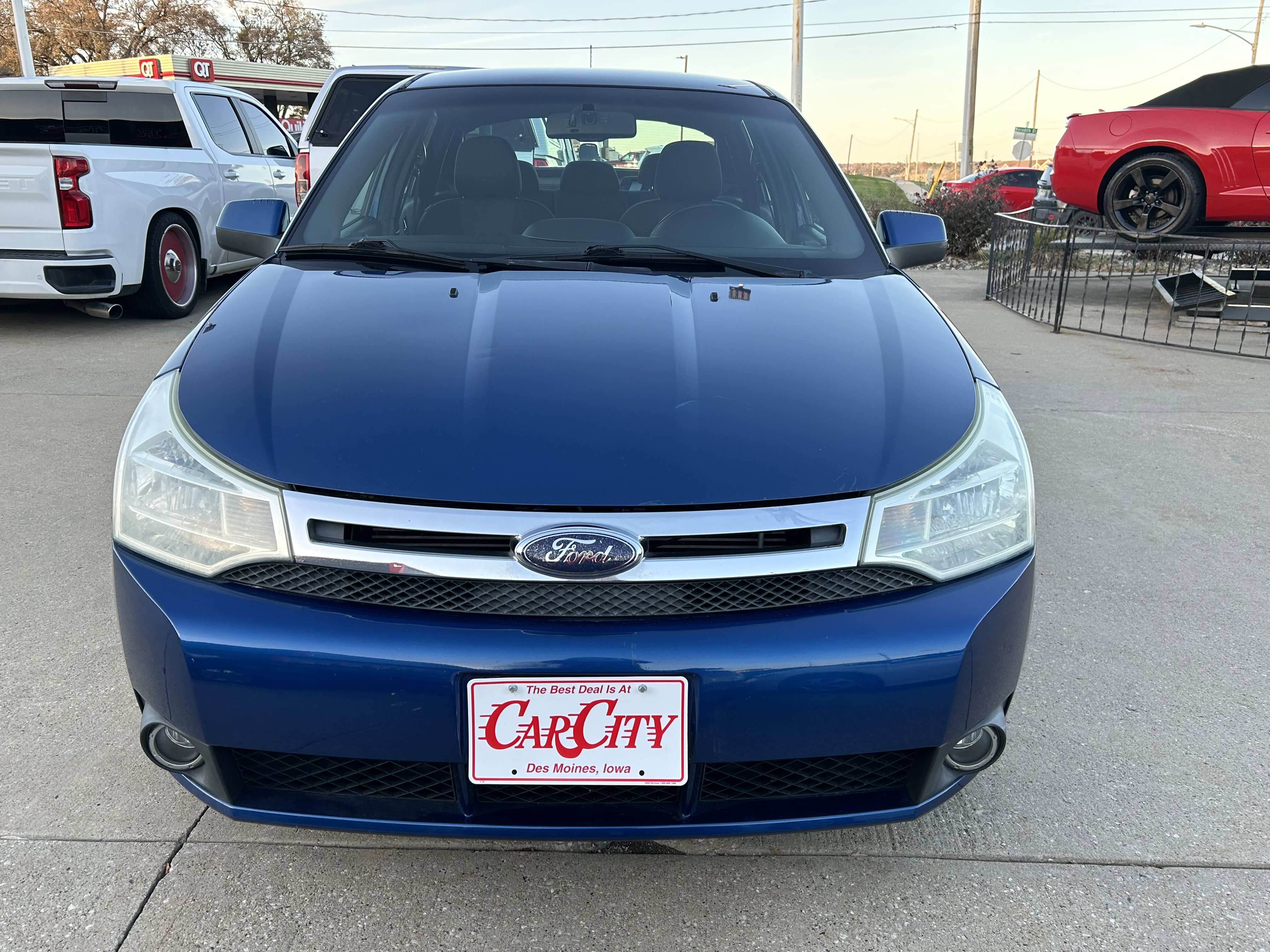 Used 2009 Ford Focus SES image 1