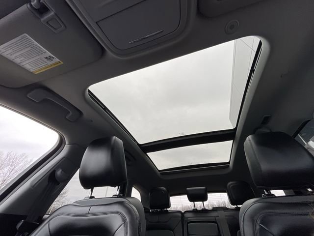 Used 2021 Lincoln Corsair FWD w/ Premium Package image 19