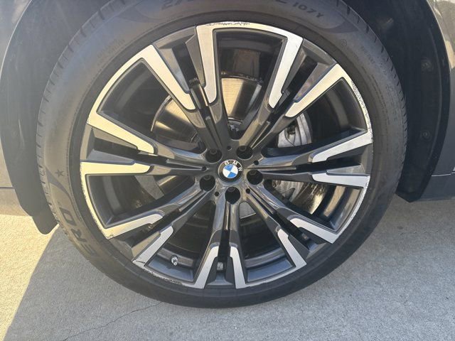 Used 2022 BMW X7 xDrive40i w/ Premium Package image 26