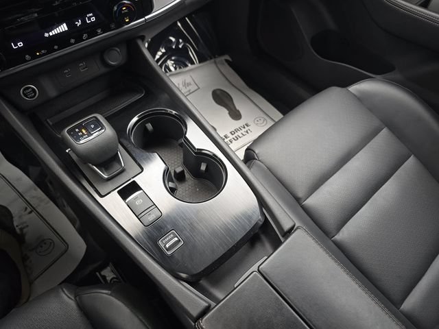 Used 2022 Nissan Rogue SV w/ SV Premium Package FWD image 25
