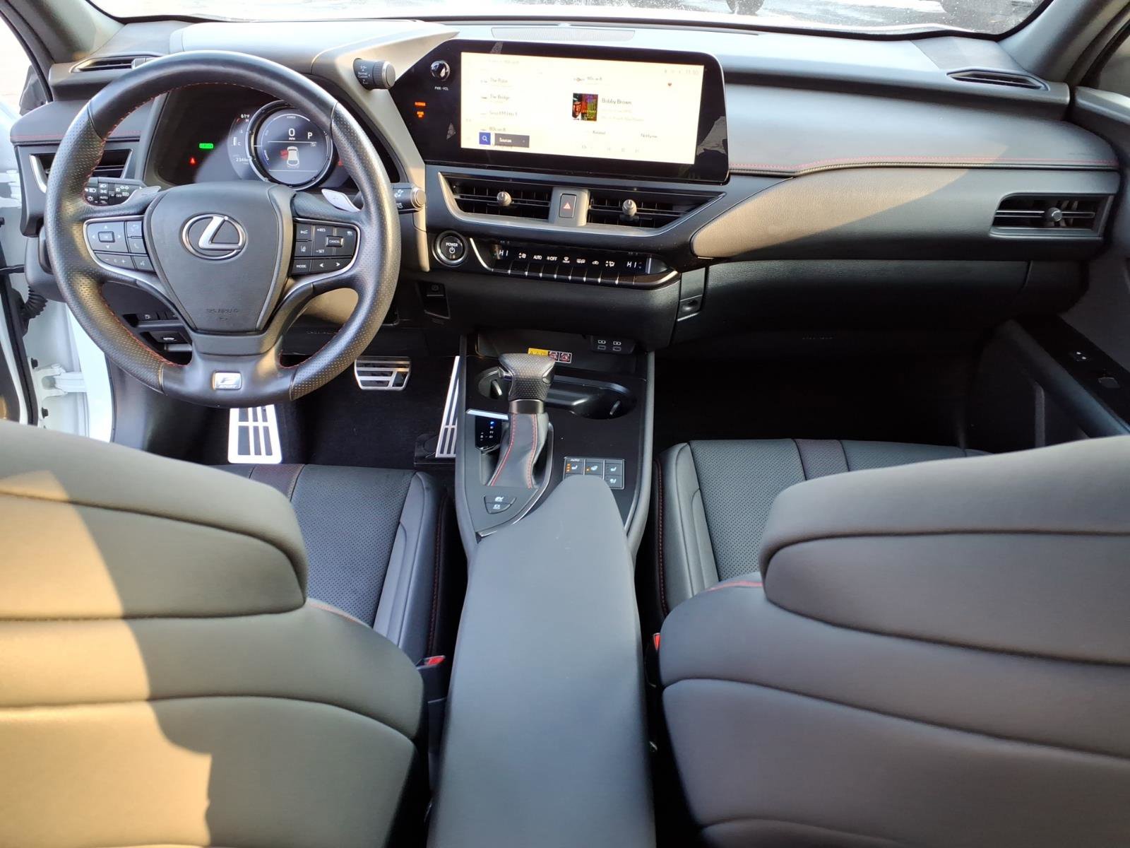 Used 2023 Lexus UX 250h F Sport image 24