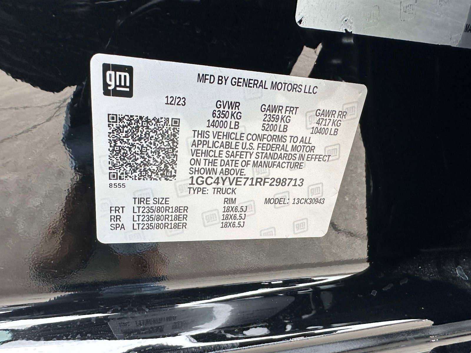 Used 2024 Chevrolet Silverado 3500 High Country w/ High Country Premium Package image 37