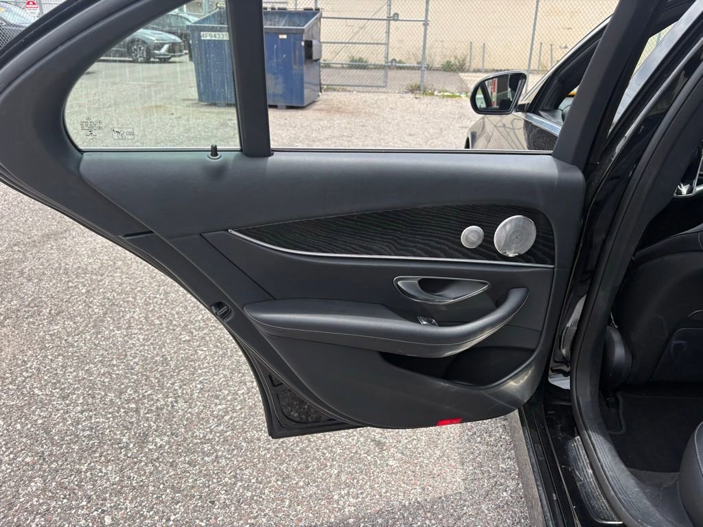 Used 2022 Mercedes-Benz E 350 Sedan image 12